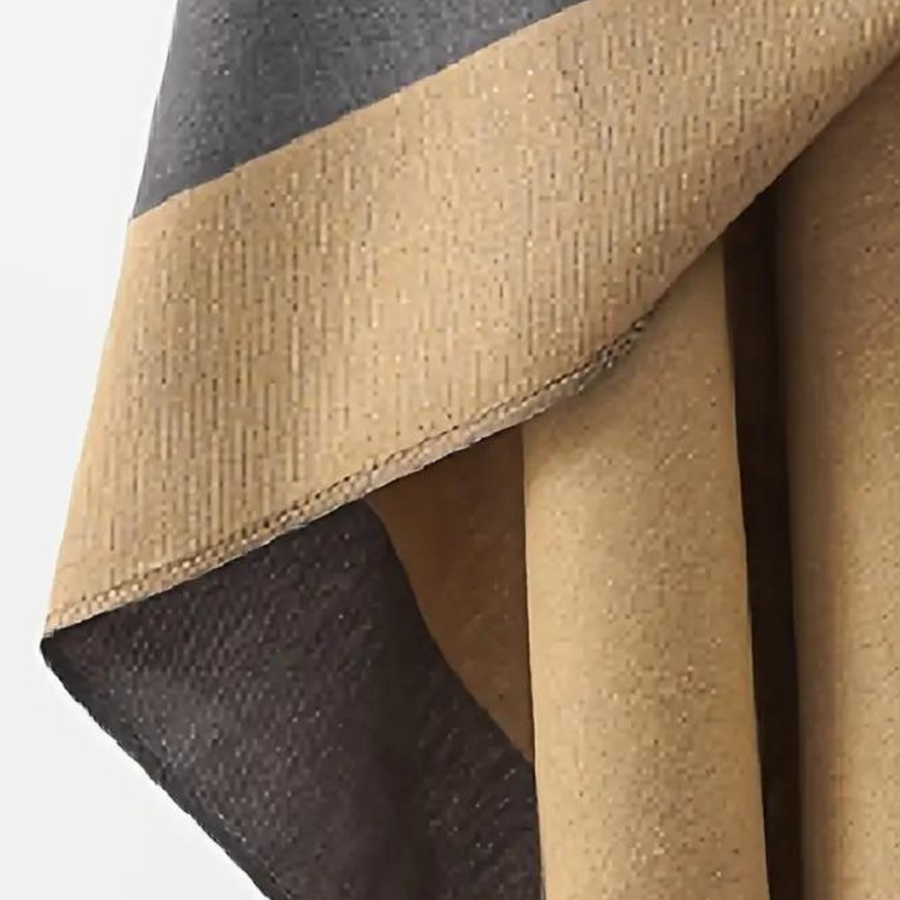 "Luxe dames poncho in klassieke kleur, zachte stof met riemdetail, veelzijdige pasvorm voor elegante en comfortabele uitstral