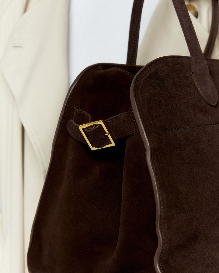 Elegante dames suède tote handtas, luxe schoudertas met gouden details, perfect voor dagelijks gebruik.