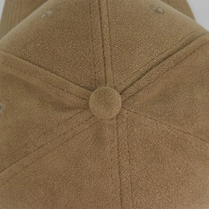 Stijlvolle faux suede baseballpet, unisex en verstelbaar. Een must-have retro accessoire.