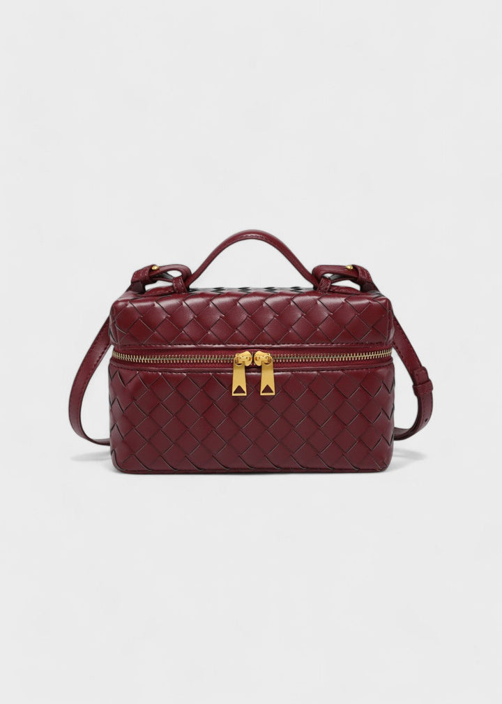 Moderne chique gevlochten damestas, luxe accessoire voor de modebewuste vrouw. Perfect als handtas of schoudertas.