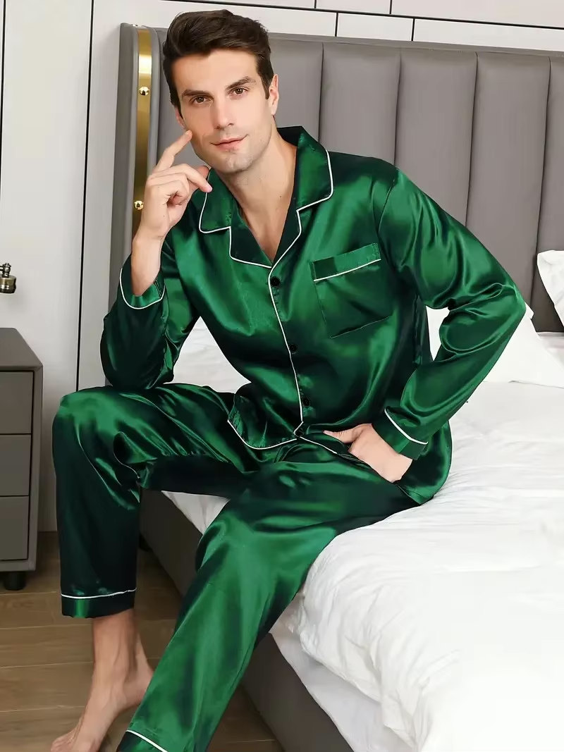 Premium heren pyjama set lange mouwen. Zachte, comfortabele nachtkleding voor ontspanning en loungen.