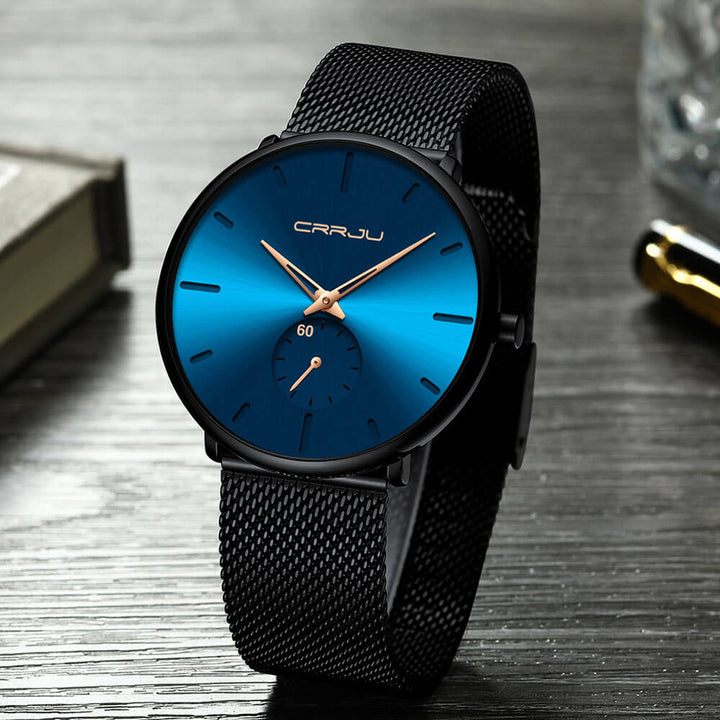 "Luxe heren quartz horloge, minimalistisch design, 40mm wijzerplaat, slanke kast, 3-bar waterbestendig."