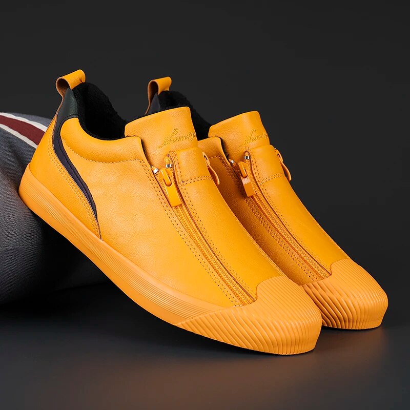 Luxe leren herensneakers, strak ontwerp, premium leer, comfortabele zool, tijdloos voor elke outfit. Perfect voor elke dag.