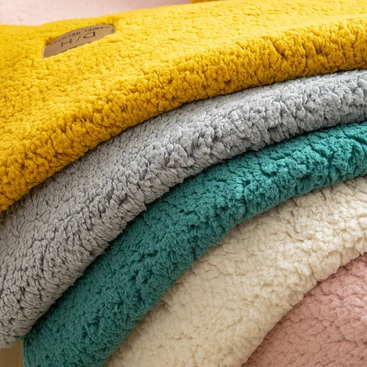Luxe pluche bankhoes voor sofa, antislip en comfortabel, beschermt je bank en verfraait je interieur.