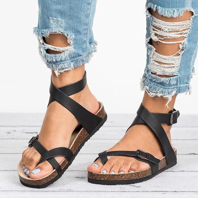 "Luxe vrouwelijke sandalen met verstelbare bandjes, elegant ontwerp, zachte demping en duurzame materialen."