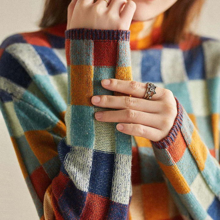 "Luxe warme kasjmier trui, elegant ontwerp, zachte textuur; ideaal voor winterwarmte en stijlvolle wintergarderobe."