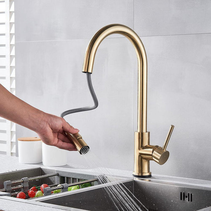 MALORIA moderne keukenkraan met bewegingssensor in rvs, handsfree en hygiënisch, dekmontage