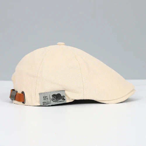 Elegante mannen baret, verstelbaar voor de perfecte pasvorm. Stijlvol hoofddeksel voor modebewuste heren.