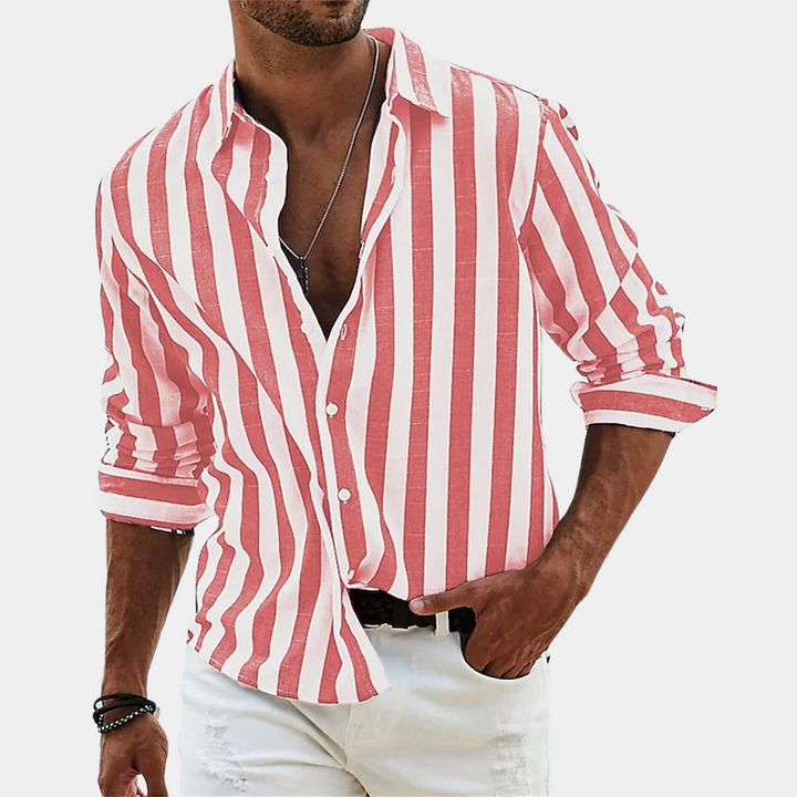 Heren overhemd met lange mouwen en modern strepenpatroon, perfecte pasvorm voor een stijlvolle, comfortabele outfit.
