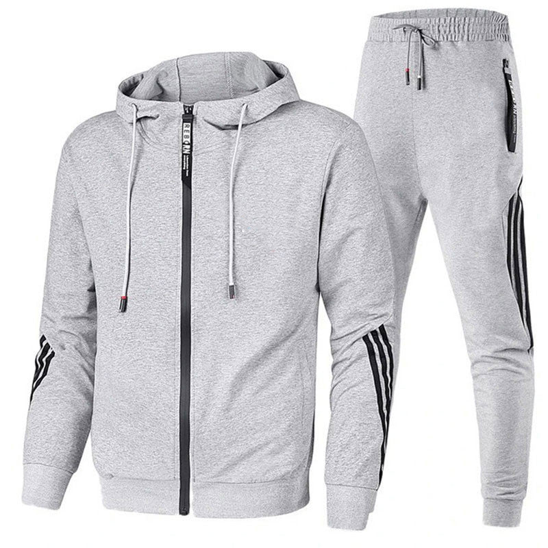 Comfortabel heren hoodie en joggingbroek pak voor herfst en winter. Geschikt voor sport en casual draagcomfort.