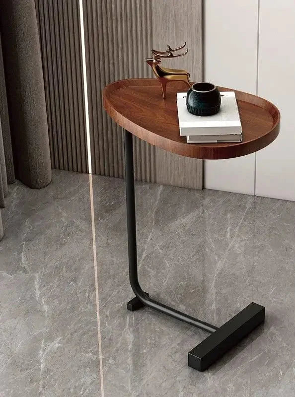 Moderne bijzettafel voor de slaapkamer. Compact en functioneel meubel voor nachtkastje of decoratie.