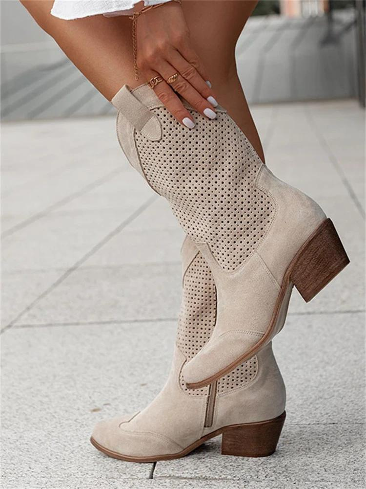 Khaki dames cowboylaarzen, moderne western stijl. Comfortabele en veelzijdige laarzen voor elke gelegenheid.