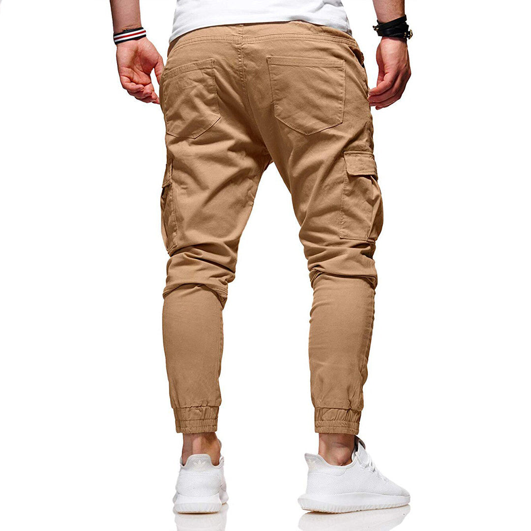 "Moderne heren cargo broek met elastische taille, praktische zakken en ademend materiaal voor stijl en comfort."