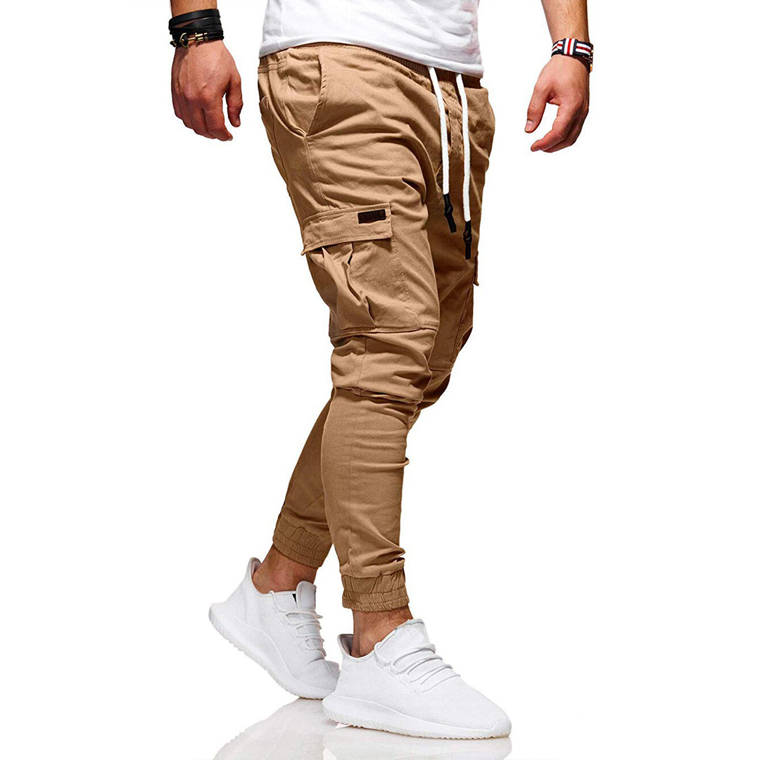 "Moderne heren cargo broek met elastische taille, praktische zakken en ademend materiaal voor stijl en comfort."