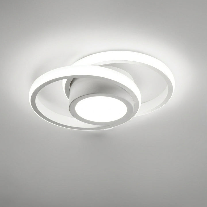 Moderne witte LED plafondlamp met dubbele ring design, perfect voor een strak interieur