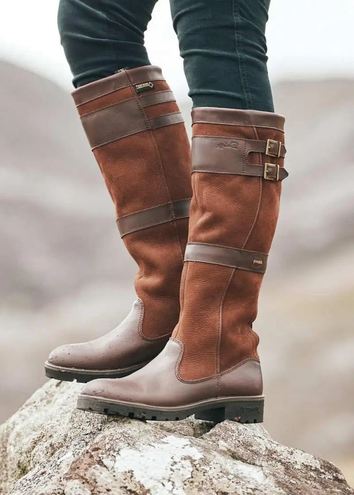 Elegante waterdichte dameslaarzen, comfortabel en modieus. Ideaal als stijlvolle schoenen voor regenachtige dagen.