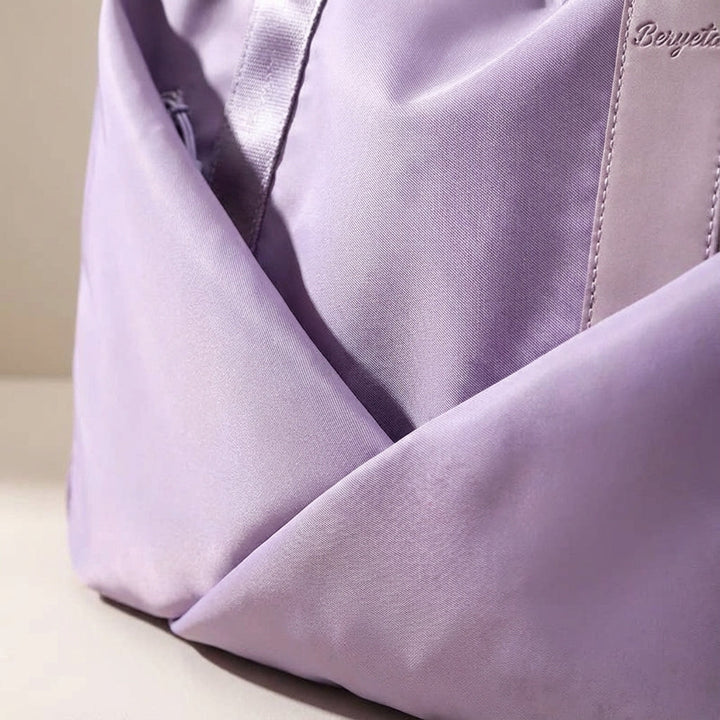 Unisex Movella sporttas en reistas met schouderband, veelzijdig voor gym, weekendjes weg en als handbagage.