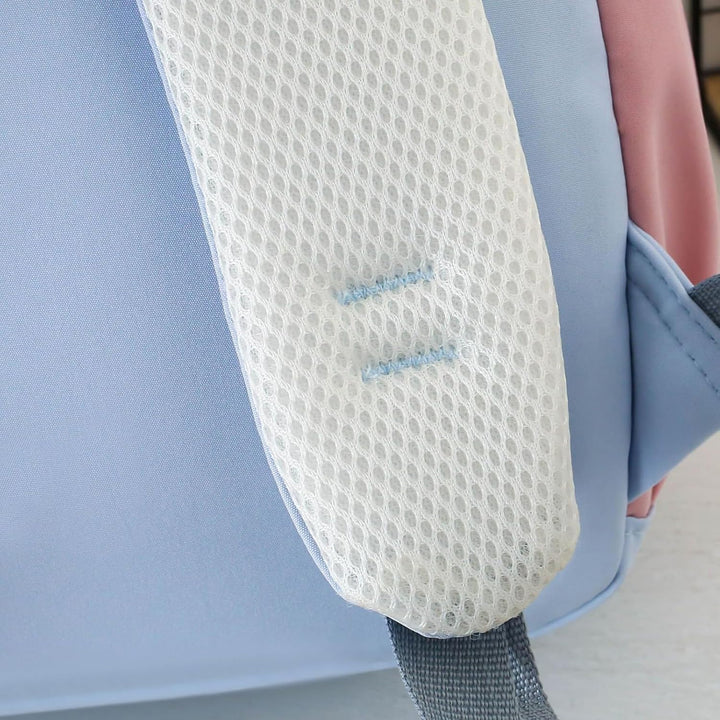 Ruim interieur van de grote Nivora schooltas rugzak, perfect voor het organiseren van schoolspullen.