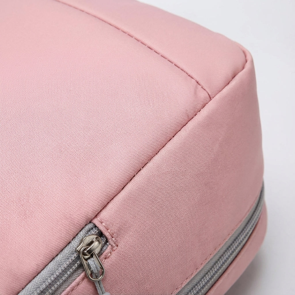 Ergonomische unisex Nomadelle reisrugzak met verborgen ritsen voor optimale veiligheid en comfort.