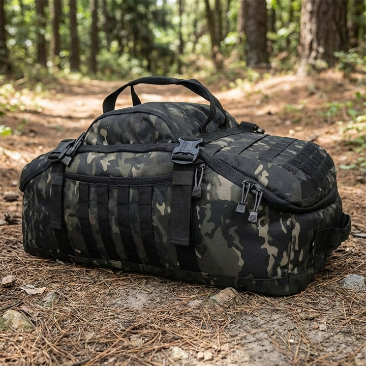 Nomadridge unisex reistas & rugzak met Molle bevestiging, ideaal voor avontuurlijke reizen en outdoor.