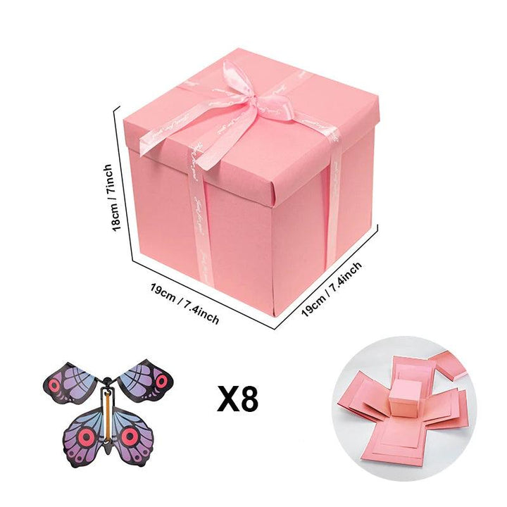 Exploderende geschenkdoos met vliegende vlinders, ideaal om dierbare herinneringen en foto's te delen.