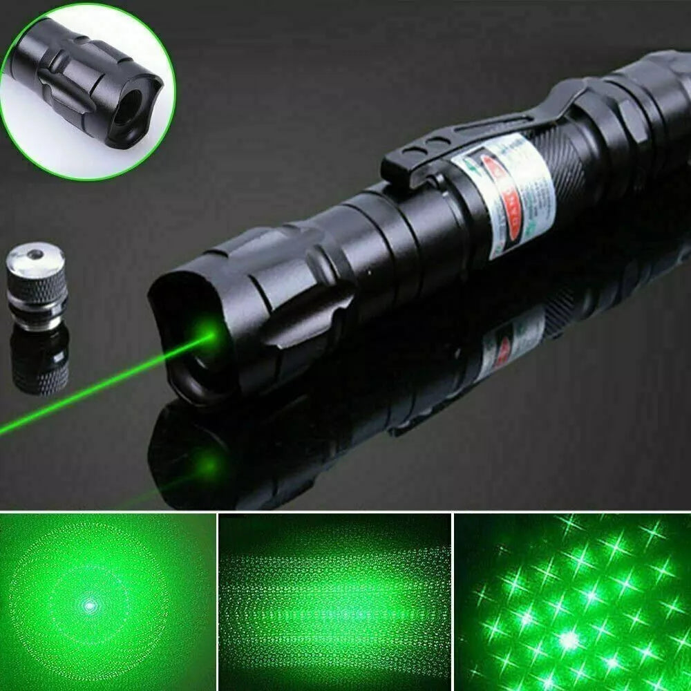 Oplaadbare groene laserpointer voor presentaties, trainingen en astronomie; krachtige straal, compact design.
