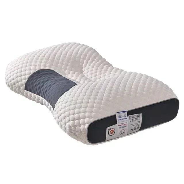 Orthopedisch hoofdkussen met massage; ontworpen voor ergonomische nekondersteuning en verbeterde slaapkwaliteit.
