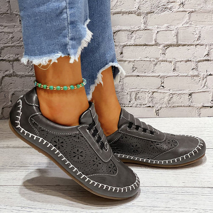 "Orthopedische damesschoenen Aria met opengewerkte patronen, elegant ontwerp, hoogwaardig PU-leer en comfortabel voetbed"