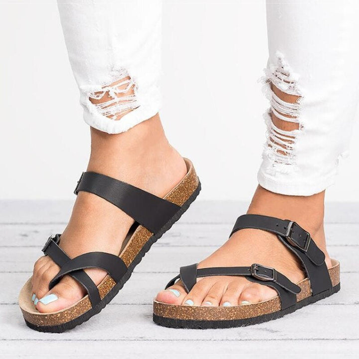 "Orthopedische verstelbare sandalen, beige kleur, zachte zool, verstelbare bandjes, comfortabel voor dames, binnen en buiten.