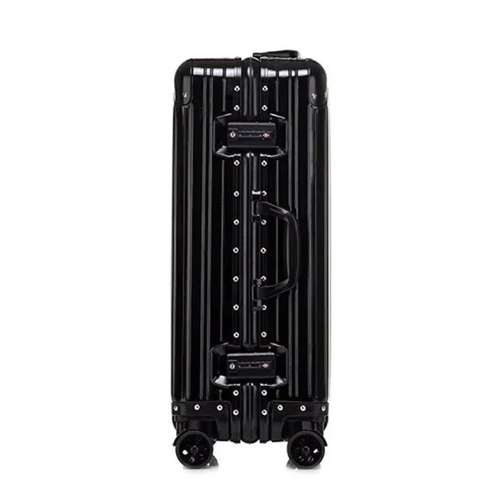 Stijlvolle aluminium reiskoffer met geïntegreerd TSA slot en soepele 360 graden wielen. Perfecte hardcase.