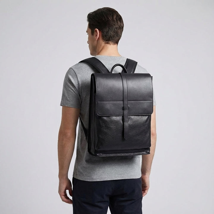 Ergonomische professionele laptoprugzak met veel opbergruimte, voor comfort tijdens pendelen.