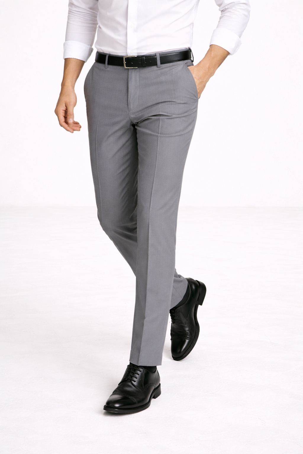 Comfortabele rechte heren chino broek, ideaal voor zowel geklede als ontspannen dagelijkse outfits.