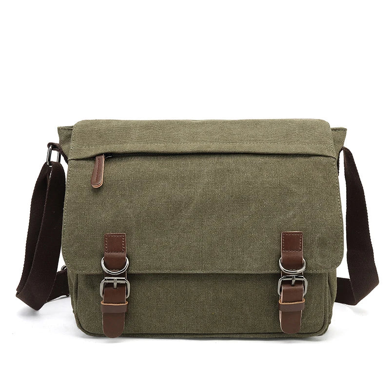 Comfortabele crossbody tas voor heren, met verstelbare schouderband. Ideaal voor onderweg en dagelijks gemak.