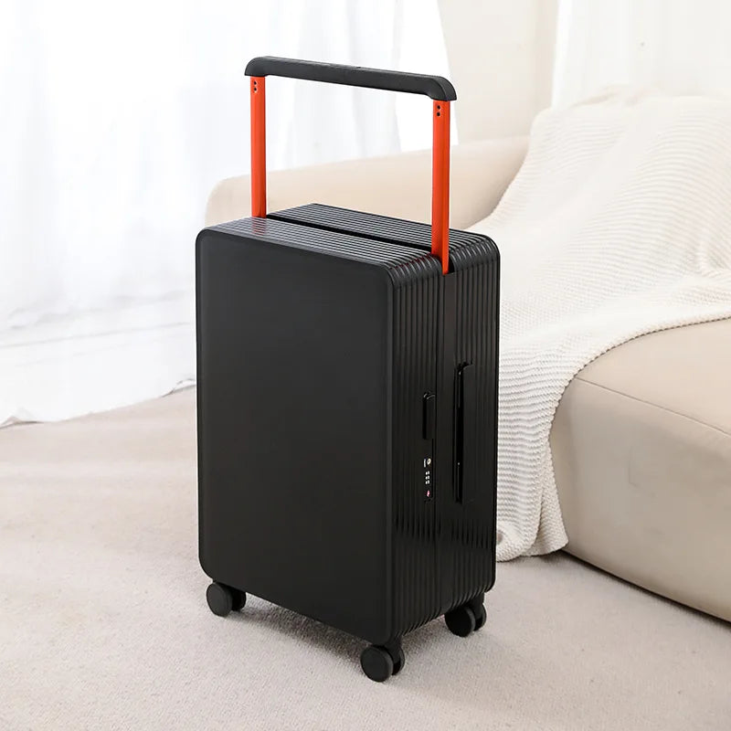 Lichtgewicht polypropyleen reiskoffer met spinnerwielen, perfect voor comfortabel reizen.