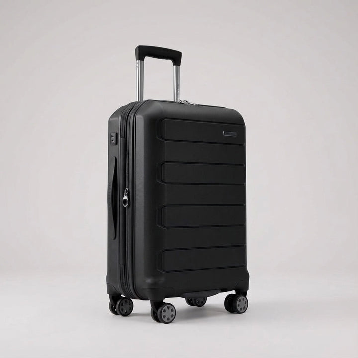 Handige uitbreidbare hardshell trolley voor vakantie, met sterke spinner wielen en ruime binnenkant.
