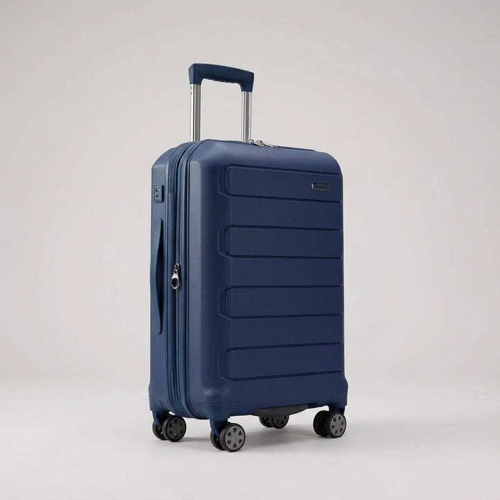 Moderne uitbreidbare reiskoffer van hardshell materiaal met stille spinner wielen voor moeiteloos transport.