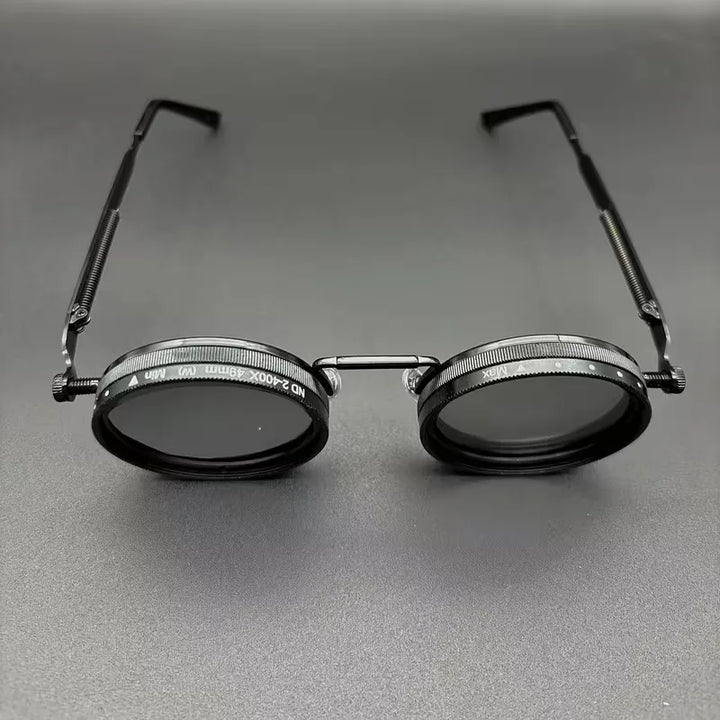 Vintage ronde steampunk zonnebril, een trendy unisex accessoire voor elke gelegenheid.