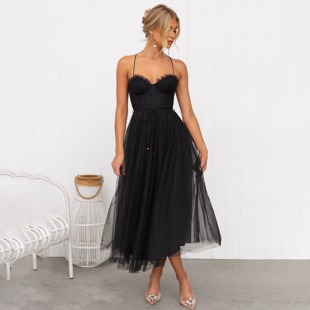 Veelzijdige dames zomerjurk midi, stijlvol en comfortabel met elegante uitstraling.
