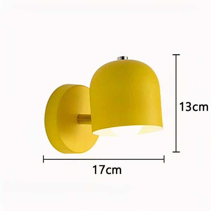 NordicGlow wandlamp, minimalistisch en kleurrijk design. Ideaal voor een modern Scandinavisch interieur.