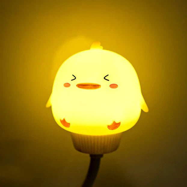 Schattig nachtlampje met beertje als thema, warm LED-licht voor gezellige kinderkamerverlichting.