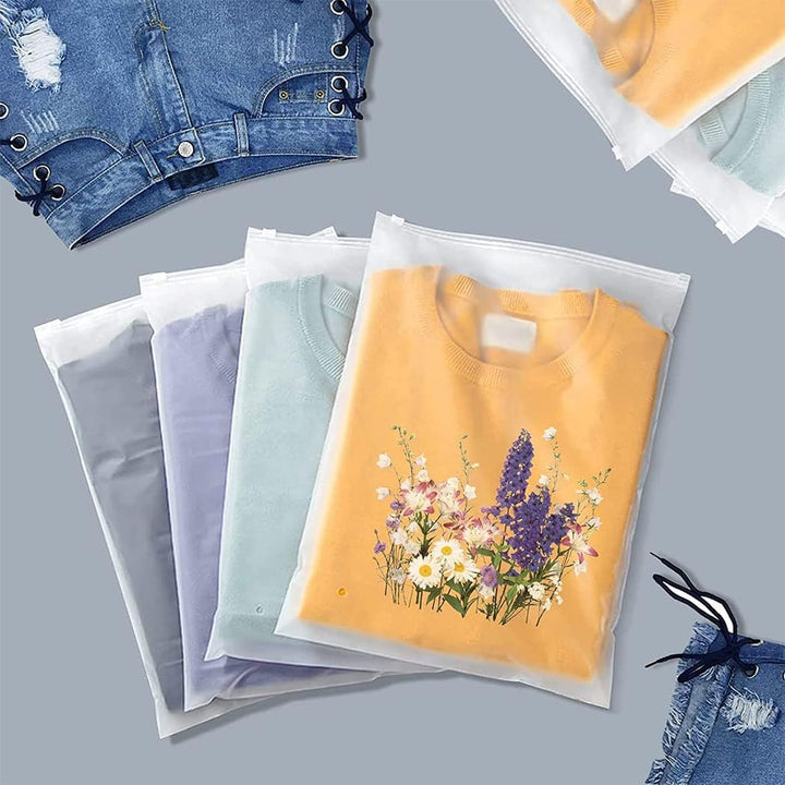 Milieuvriendelijke, matte zipzakken voor kleding (40-pack). Herbruikbaar, ventilerend en veelzijdig voor opslag.