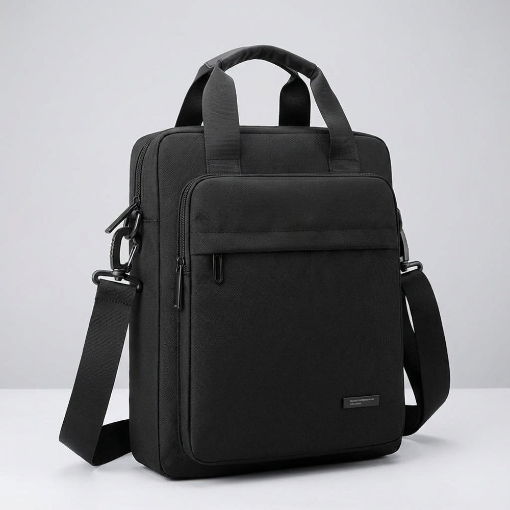 Georganiseerde Vaylor laptoptas heren, perfecte waterdichte nylon reis schoudertas met laptopvak voor zakelijk gebruik.