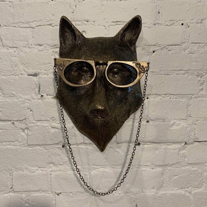 Kleine muis dierenkop handgeschilderde muurdecoratie, speels en uniek woonaccessoire voor thuis.