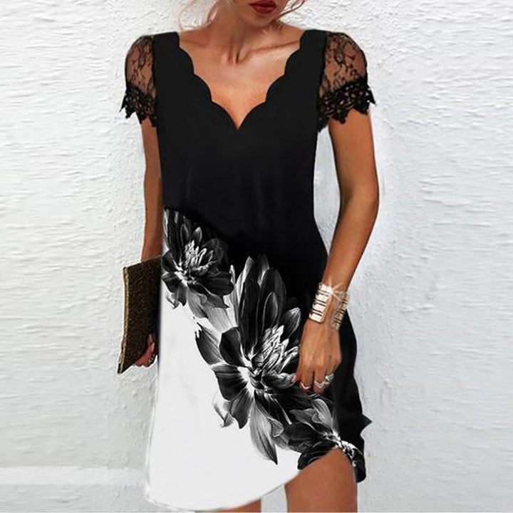 Glamoureuze zomerjurk voor dames met sprankelende glitters. Ideaal als elegante partywear of avondjurk.