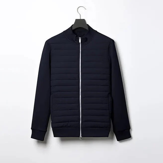 Ademend zwart heren gewatteerd jack, lichtgewicht voor optimaal comfort. Perfect als casual buitenjas.
