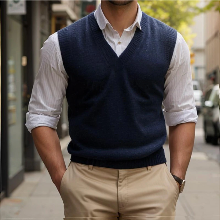 Stijlvol heren mouwloos vest met V-hals in tijdloos blauw, perfect voor zowel casual als formele herenmode.