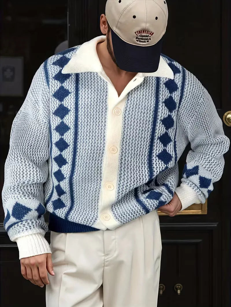 Stijlvol heren vest met knopen, V-hals en modieus ruitpatroon. Ideaal voor smart casual herenkleding.
