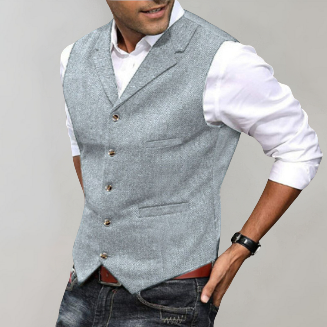 Veelzijdig heren vest met chique omgeslagen hals, perfect te combineren voor zowel zakelijke als casual outfits.
