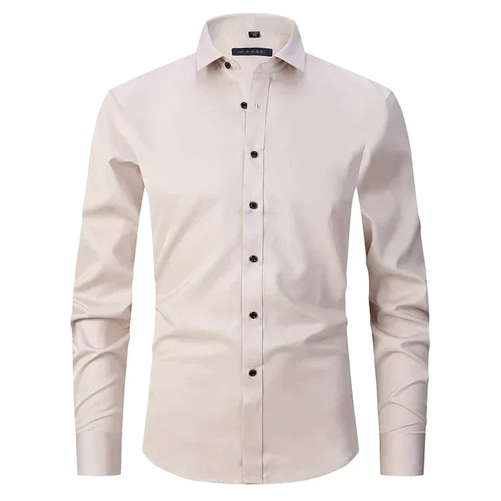 Professioneel heren zakelijk overhemd, lange mouwen, tailored fit, ideaal voor kantoor en formele settings.