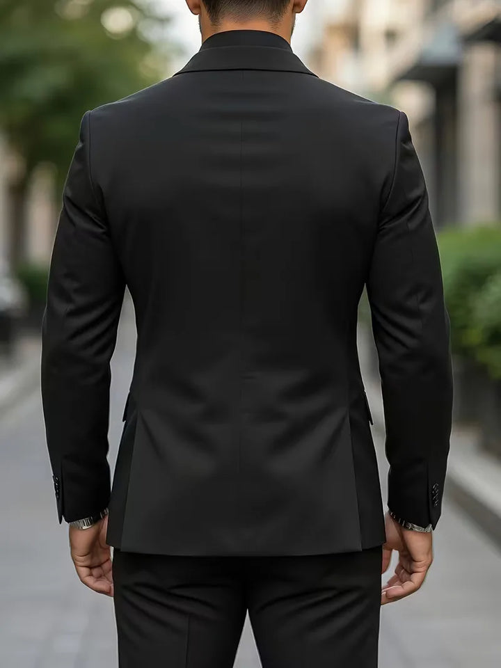 Zakelijk slim fit herenpak, ideaal voor kantoor en belangrijke meetings. Professionele uitstraling.